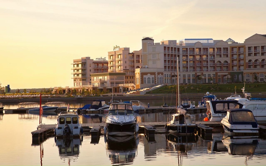 Максим Решетников и Дмитрий Чернышенко поздравили корпорацию «Туризм.PФ» с 5-летием.