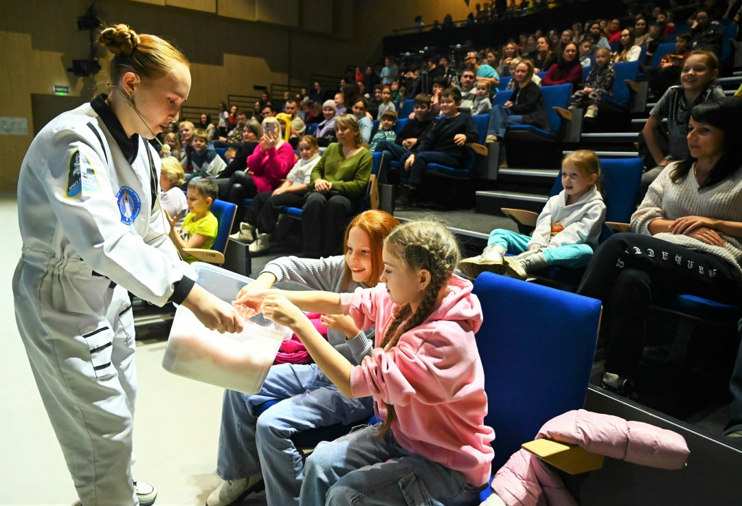 Как мы искали Деда Мороза в космосе?