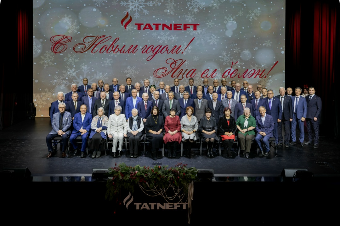 «Живой мост» между эпохами Общественный центр «Алмет» наполнился особым теплом — здесь, в уютной, по-настоящему семейной атмосфере, прошла традиционная…