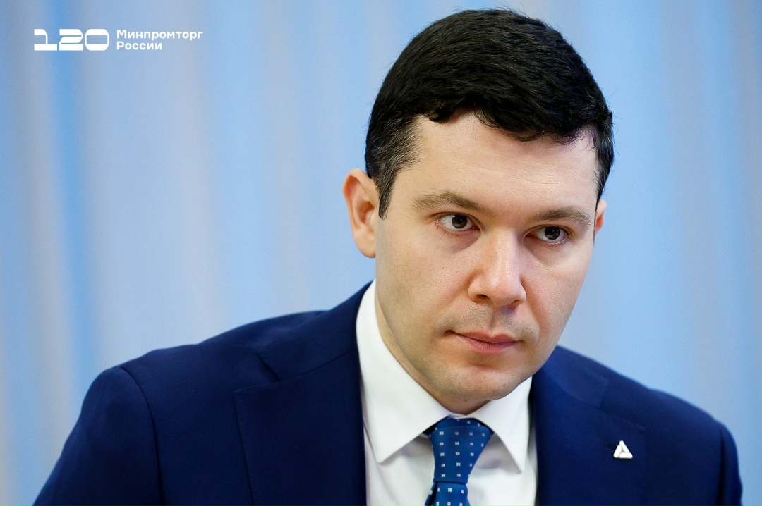 Антон Алиханов провел заседание Наблюдательного совета ФРП