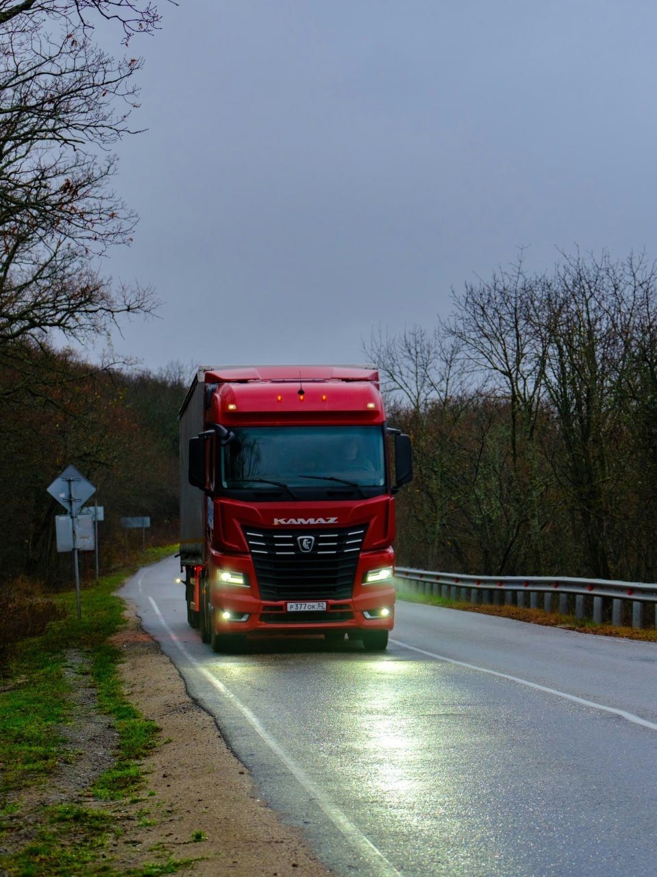 А вы знали, что КАМАЗы еще и актеры?