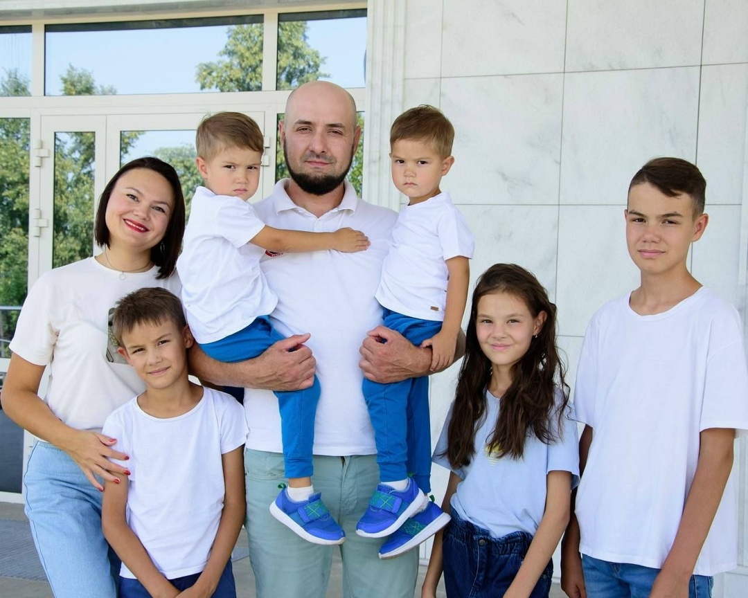 Предпоследнюю рабочую неделю в этом году начинаем с Руфиной Шайгардановой — специалистом по промышленной безопасности, охране труда и окружающей среды…