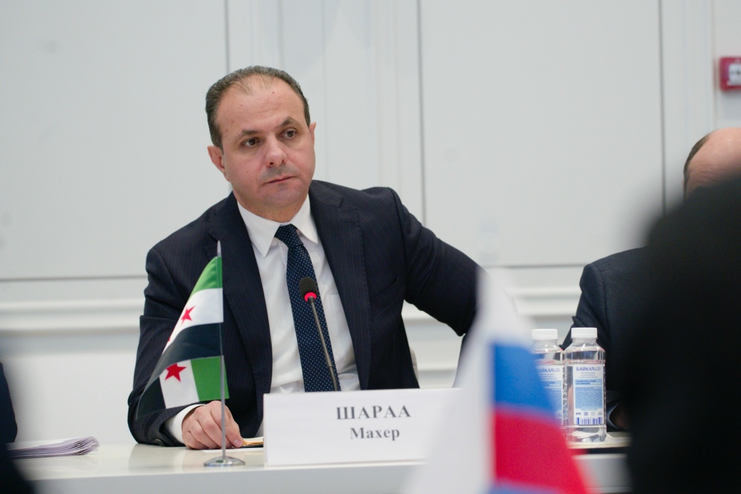 Глава Минстроя России Ирек Файзуллин и глава администрации Президента Сирии Махер Шараа обсудили вопросы российско-сирийского взаимодействия.