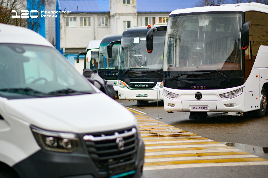 Российские автозаводы расширяют предложение для туристической отрасли