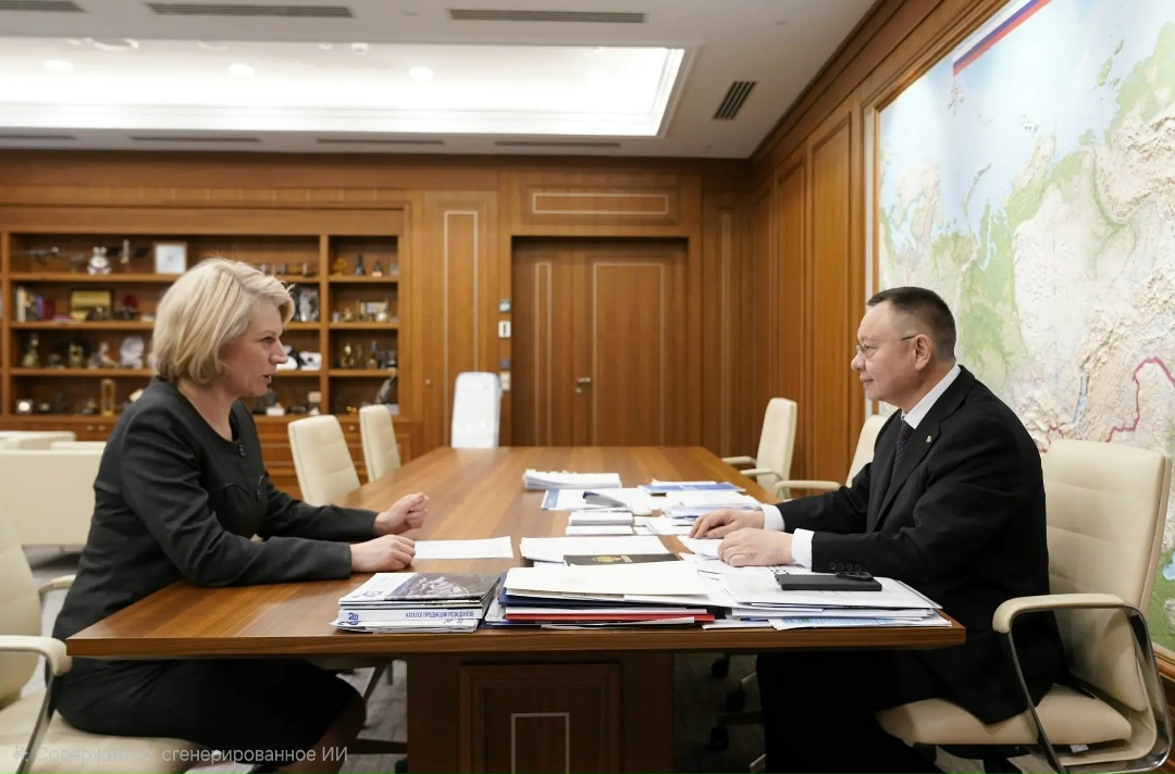 Глава Минстроя России Ирек Файзуллин провел рабочую встречу с аудитором Счетной палаты Натальей Труновой