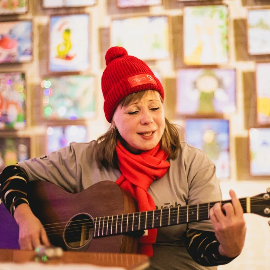 В ожидании чуда. Жизнь людей, которые помогают другим, всегда меняется к лучшему. Из нее уходит уныние и растерянность