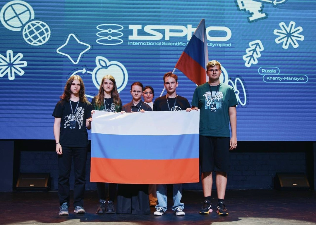 Дмитрий Чернышенко и Сергей Кравцов рассказали об итогах участия российских сборных команд школьников в международных олимпиадах.