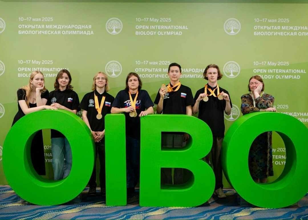 Дмитрий Чернышенко и Сергей Кравцов рассказали об итогах участия российских сборных команд школьников в международных олимпиадах.