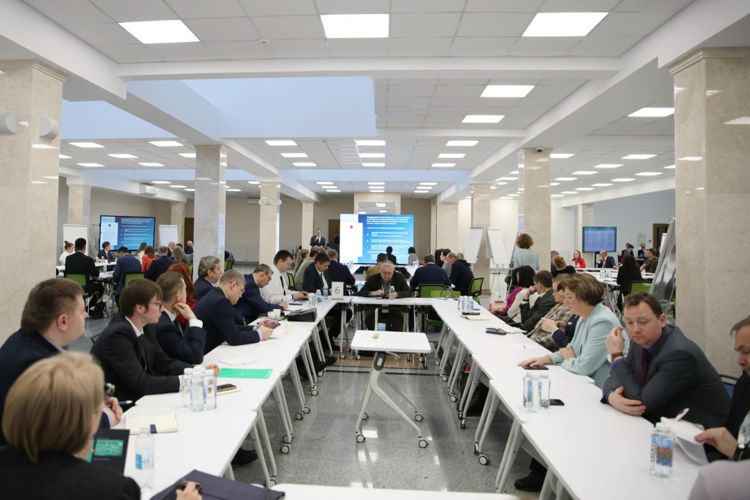 Во второй день стратсессии обсудили развитие животноводства и образовательных программ в АПК