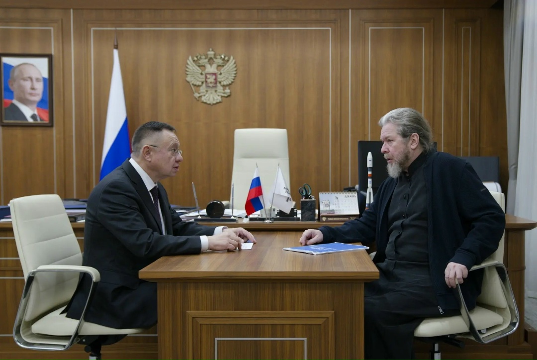 Министр строительства и ЖКХ РФ Ирек Файзуллин провел рабочую встречу с митрополитом Симферопольским и Крымским Тихоном