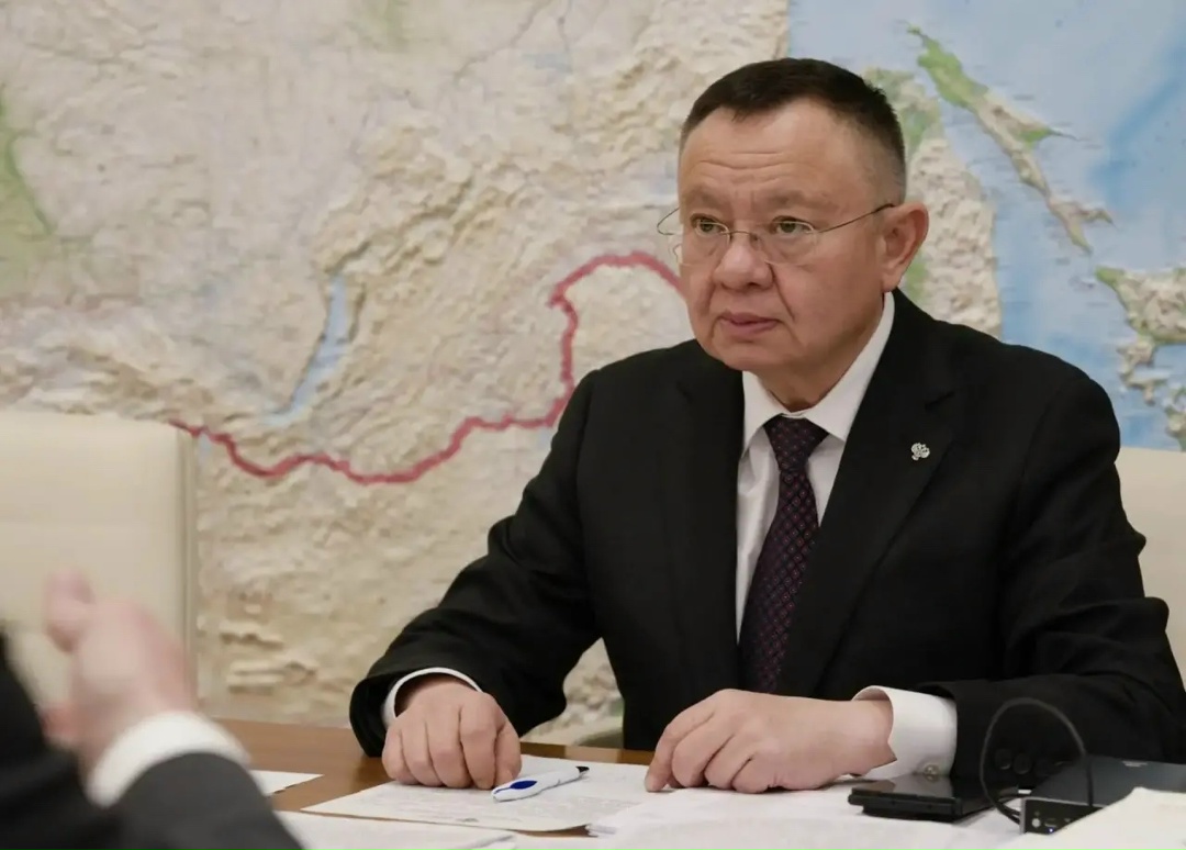 Глава Минстроя России Ирек Файзуллин провел рабочую встречу с Губернатором Томской области Владимиром Мазуром