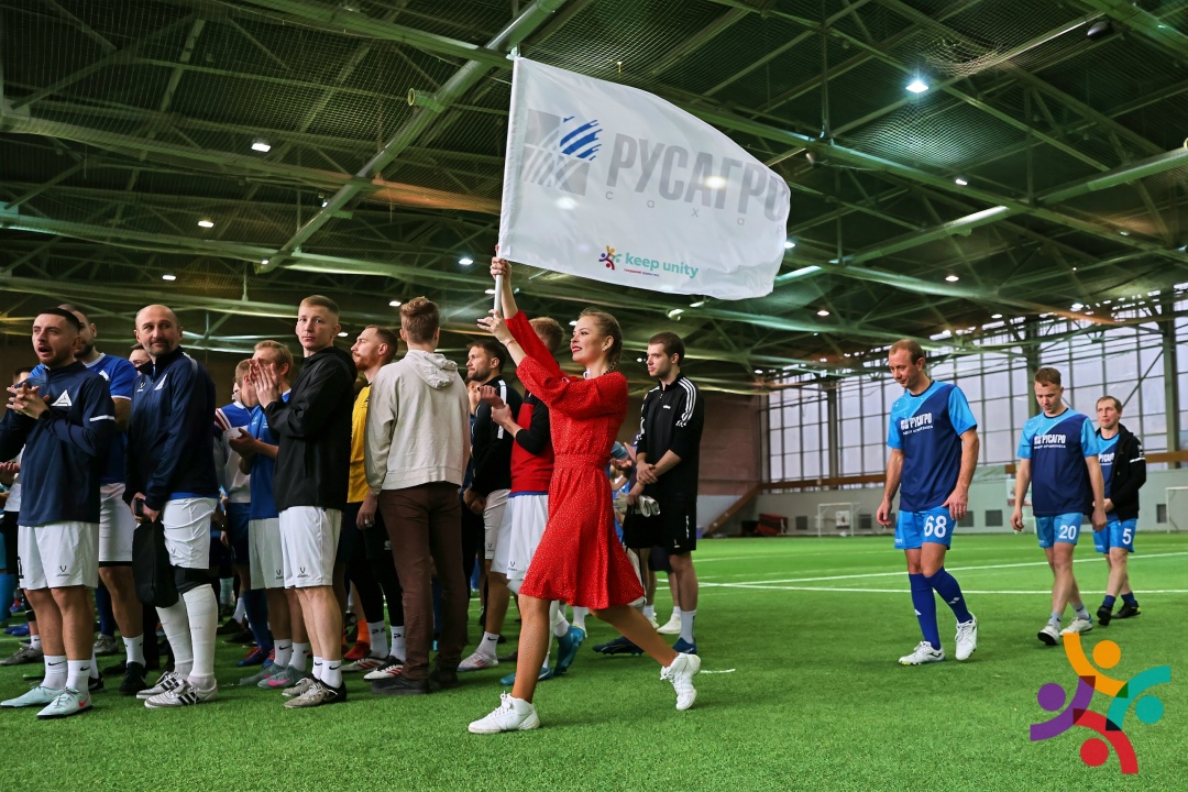 Футбольная команда сахарного бизнес-направления завершила год спортивными победами и добрыми делами