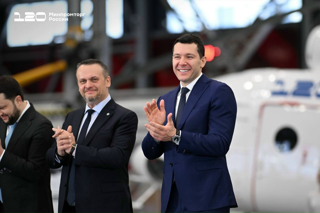 Антон Алиханов принял участие в церемонии передачи 4 вертолетов Ми-8МТВ-1