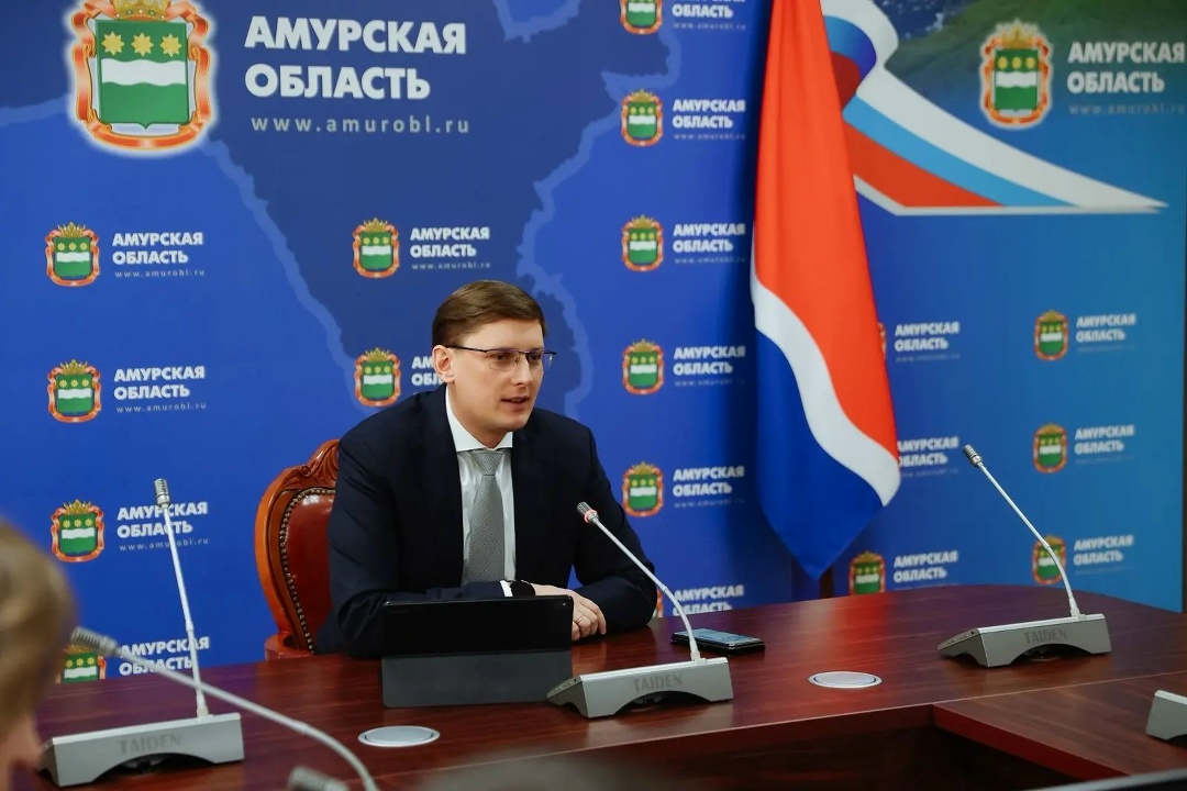 БЛАГОДАРНОСТЬ ГУБЕРНАТОРА Сотрудница Амурского ГПЗ отмечена благодарственным письмом губернатора Приамурья