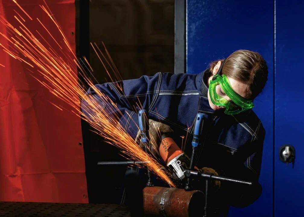 Дмитрий Чернышенко и Сергей Кравцов прокомментировали итоги года празднования 85-летия системы среднего профессионального образования.