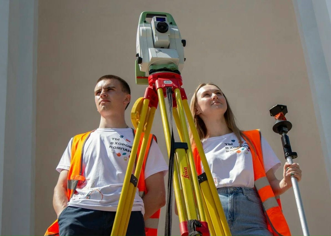 Дмитрий Чернышенко и Сергей Кравцов прокомментировали итоги года празднования 85-летия системы среднего профессионального образования.