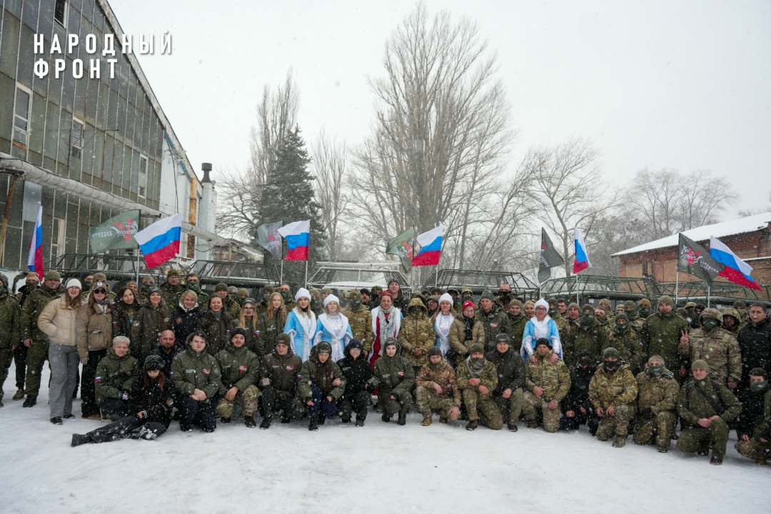 Народный фронт в рамках исполнения поручения первого вице-премьера Дениса Мантурова передал военнослужащим на СВО крупную партию из 140 транспортных средств.