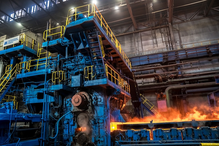 65 лет — и всё только горячее Листопрокатный цех №4 ММК отметил 65-летие - и это тот случай, когда возраст звучит как знак качества