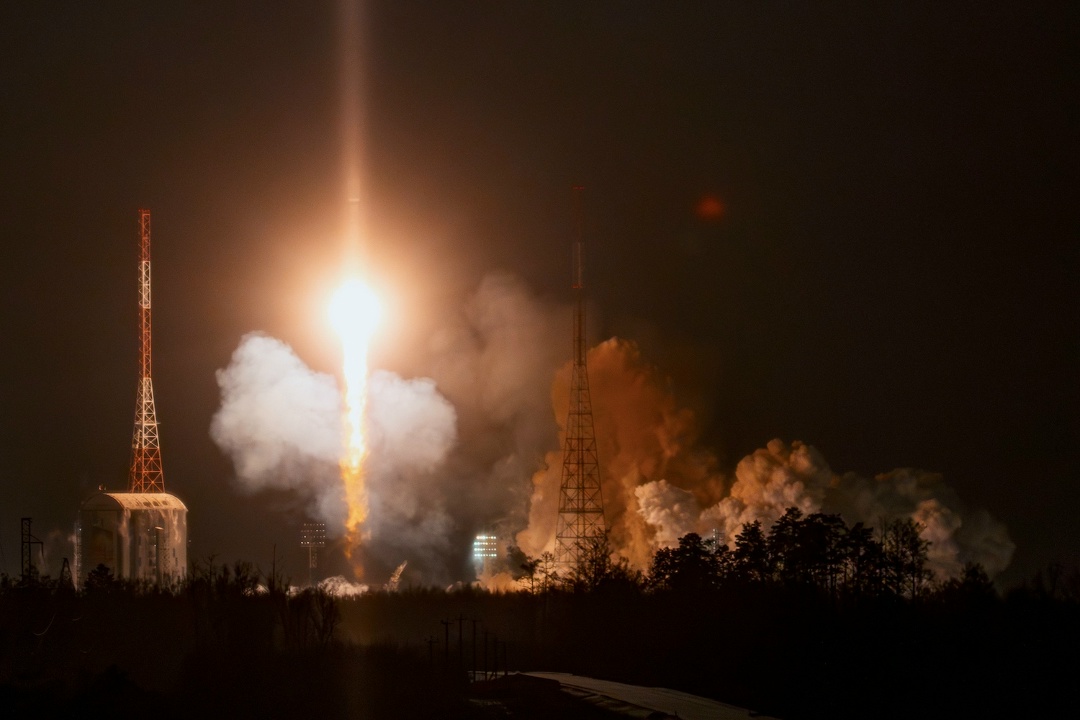 Двигатели Ростеха вывели на орбиту спутники «Аист-2Т»