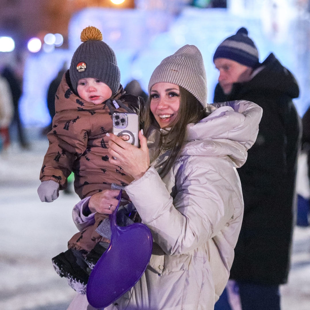 До Нового года остаются считанные дни, и наши города постепенно наполняются праздничной атмосферой