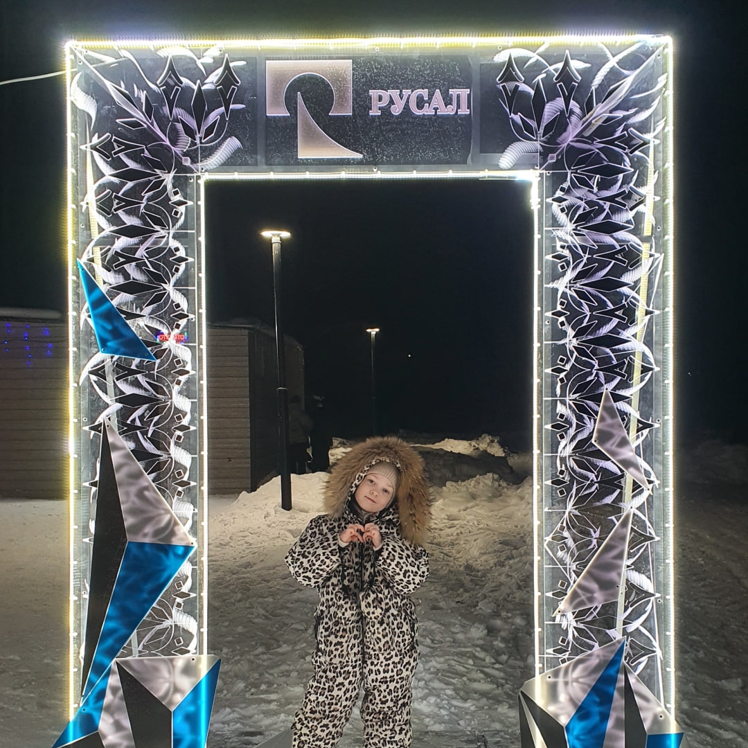 До Нового года остаются считанные дни, и наши города постепенно наполняются праздничной атмосферой