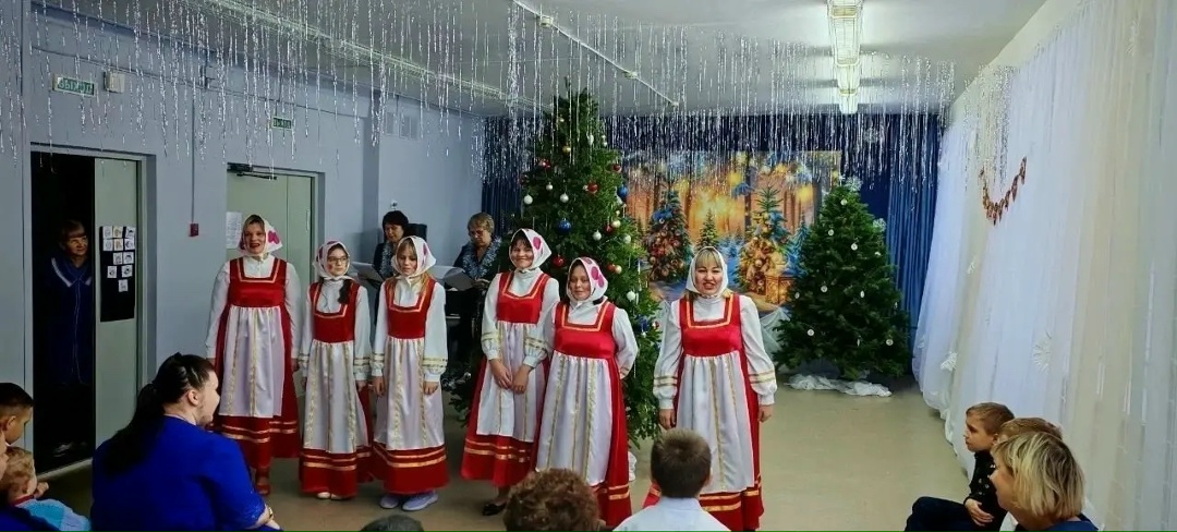 Члены Общественного совета при Минстрое России организовали для детей Дивеевской школы-интерната новогодний праздник