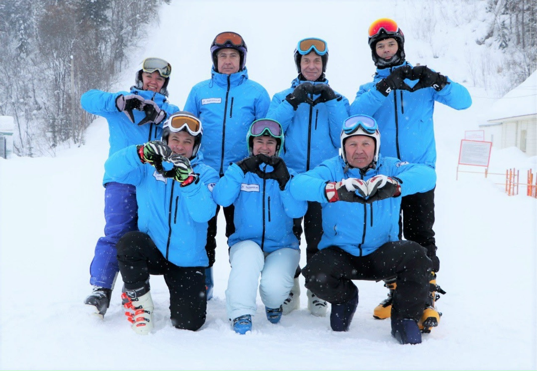 Новый горнолыжный сезон открыт! В Междуреченске на горе Югус прошел яркий праздник в честь нового зимнего сезона