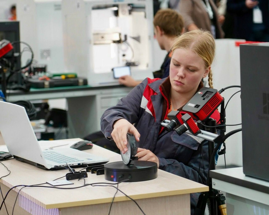 Дмитрий Чернышенко и Сергей Кравцов подвели итоги соревнований чемпионатного движения «Профессионалы» за 2025 год.