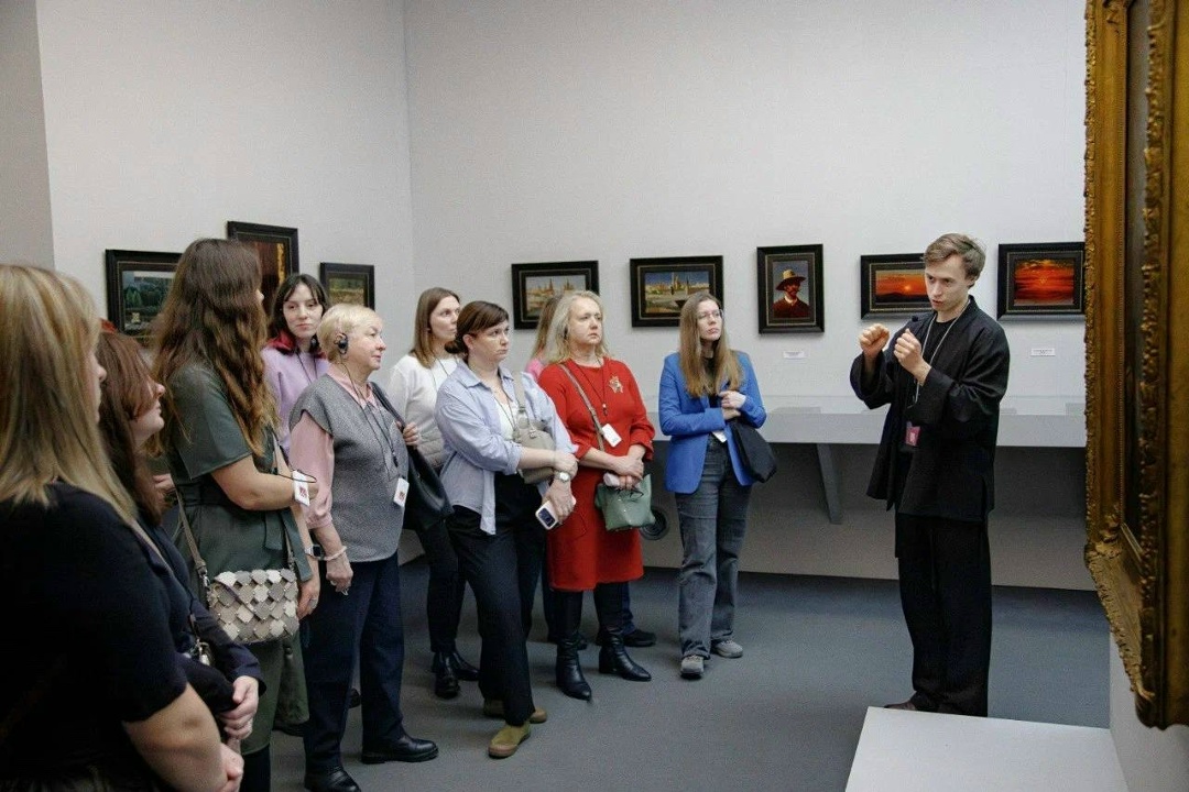 Мастер волшебной оптики Выставка «Архип Куинджи. Иллюзия света» в Русском музее бьёт рекорды посещаемости — за неполные 4 месяца тыс. человек.