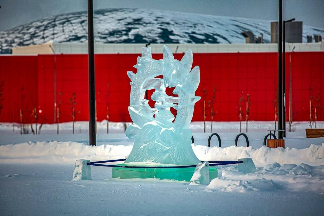 Ледяное искусство При поддержке ЛУКОЙЛа Парк 50-летия Когалыма превратился в музей под открытым небом.