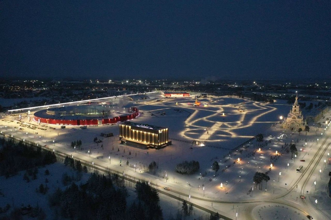 Ледяное искусство При поддержке ЛУКОЙЛа Парк 50-летия Когалыма превратился в музей под открытым небом.