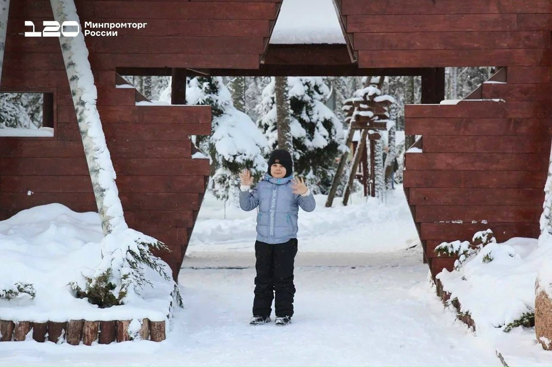 Клим из Зеленограда встретился с пилотами «Русских Витязей» и «Стрижей»