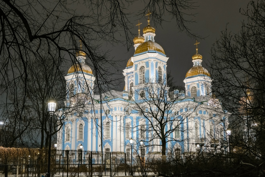 В канун Рождества Христова один из духовных и архитектурных символов города, памятник елизаветинского барокко – Николо-Богоявленский Морской собор – получил…
