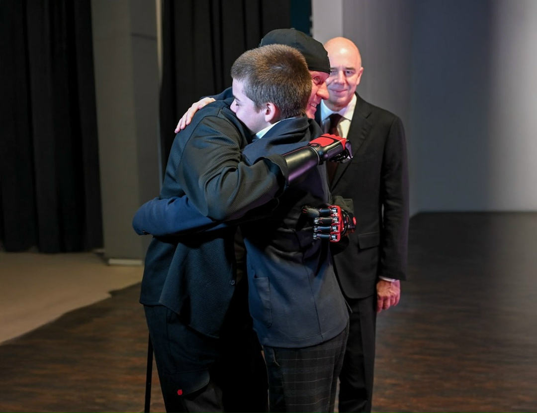 Встреча мечты Иногда для того, чтобы поверить в невозможное, нужно увидеть пример невероятной силы духа