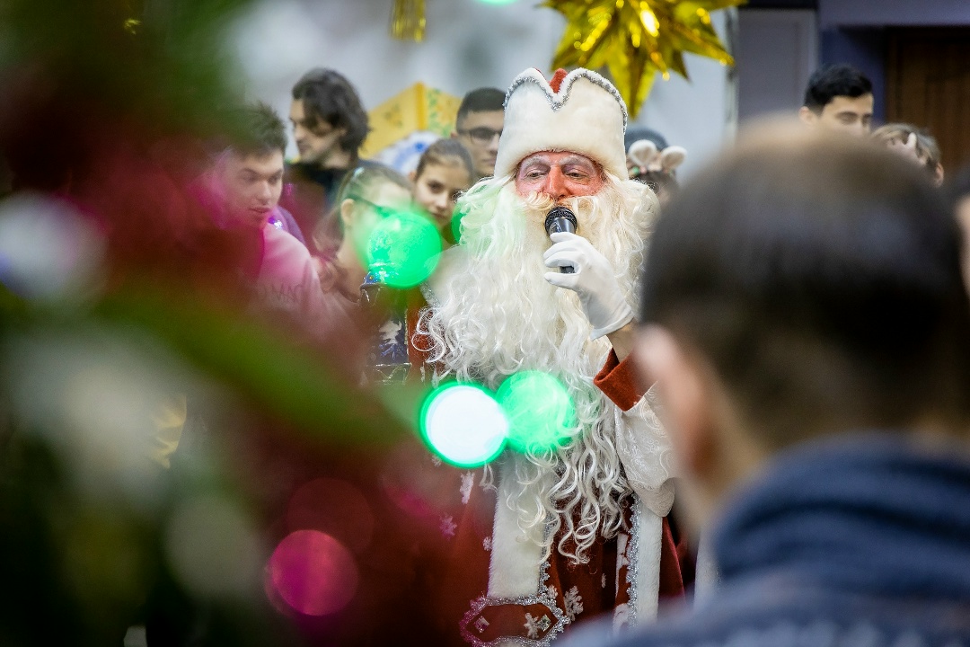Иногда, чтобы сделать людей счастливее, надо просто быть рядом в нужные моменты
