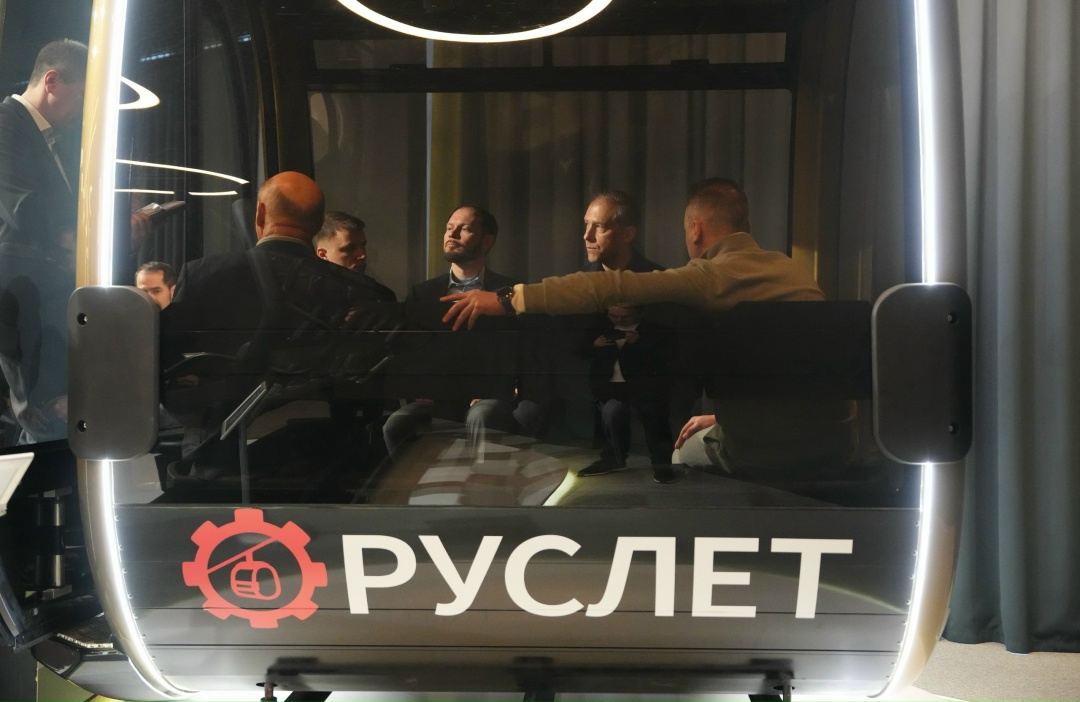 Денис Мантуров посетил промышленные предприятия Тверской области.