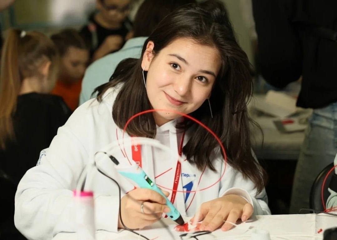 Дмитрий Чернышенко: На платформе «Добро.РФ» зарегистрировано 244 тыс. волонтеров в сфере науки.