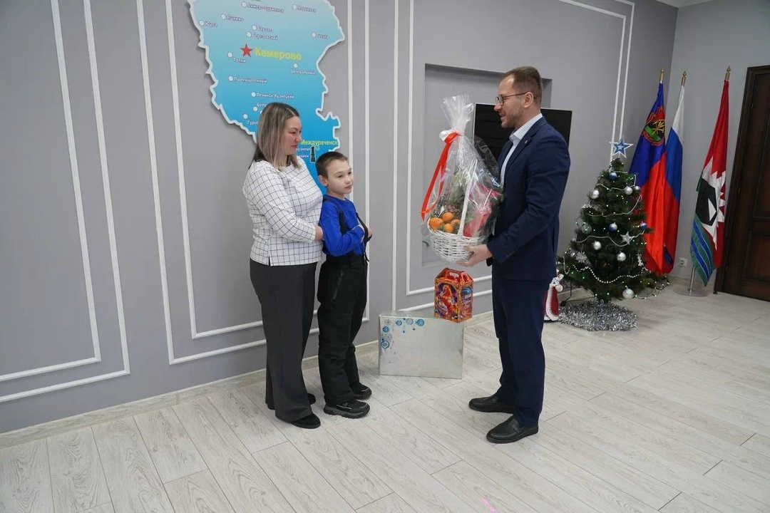 Сергей Цивилев исполнил новогоднюю мечту юного жителя Кузбасса