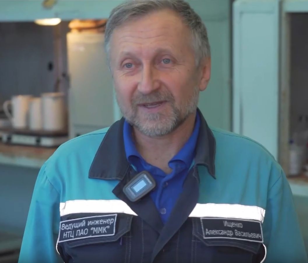 В рабочие будни - рационализатор и ведущий инженер научно-технического центра ПАО «ММК»