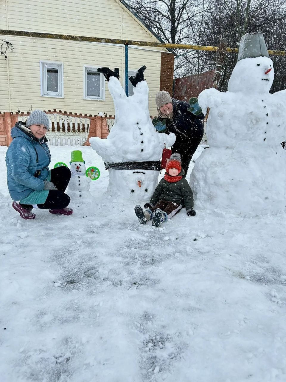 Новогодние праздники - это время тепла и настоящих чудес, которые мы создаем своими руками