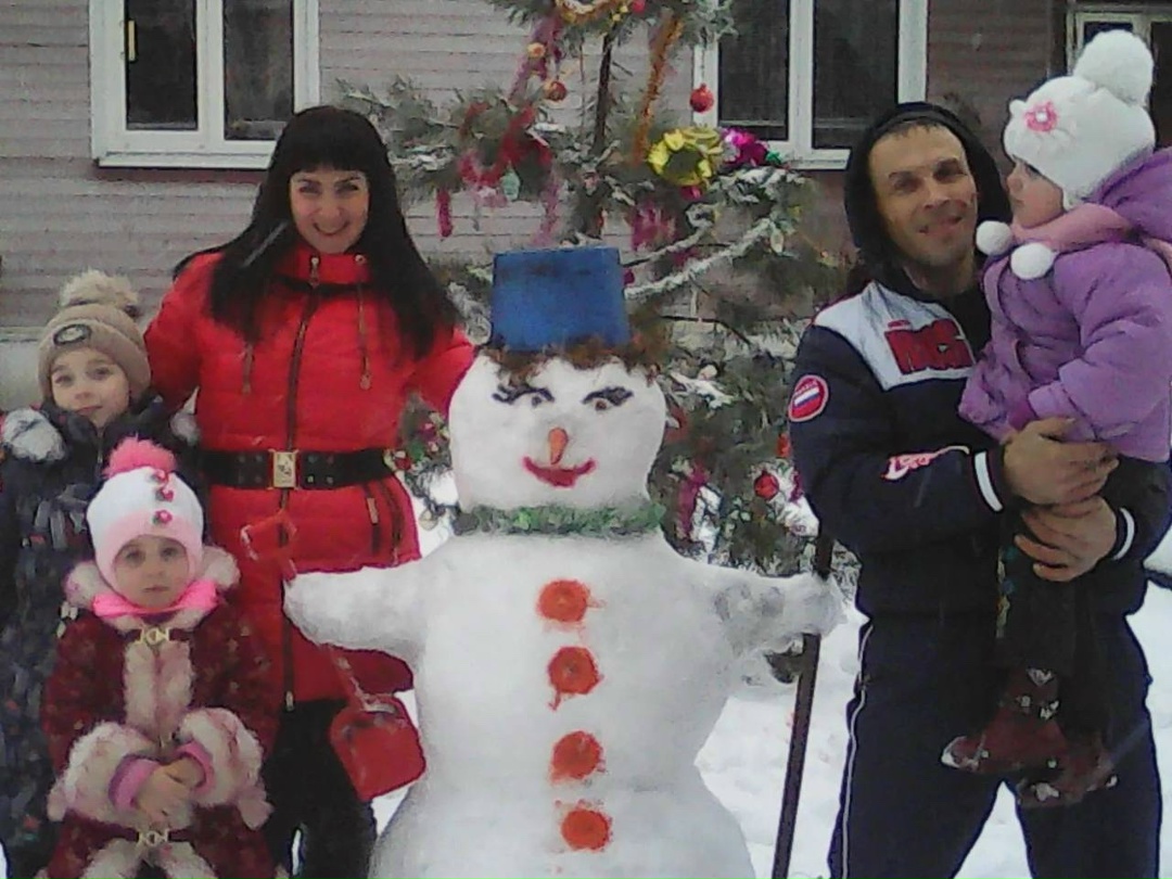 Новогодние праздники - это время тепла и настоящих чудес, которые мы создаем своими руками