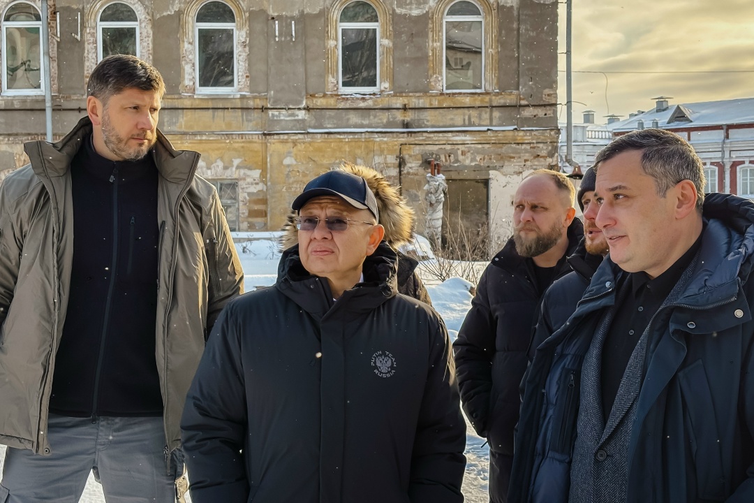 Глава Минстроя России Ирек Файзуллин посетил с рабочей поездкой Курскую область.