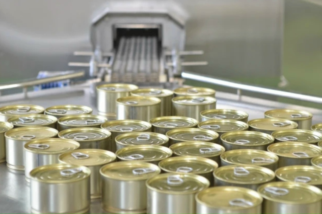 Поставщик рыбы и рыбопереработчик «Юнифрост» намерен приобрести производство консервов