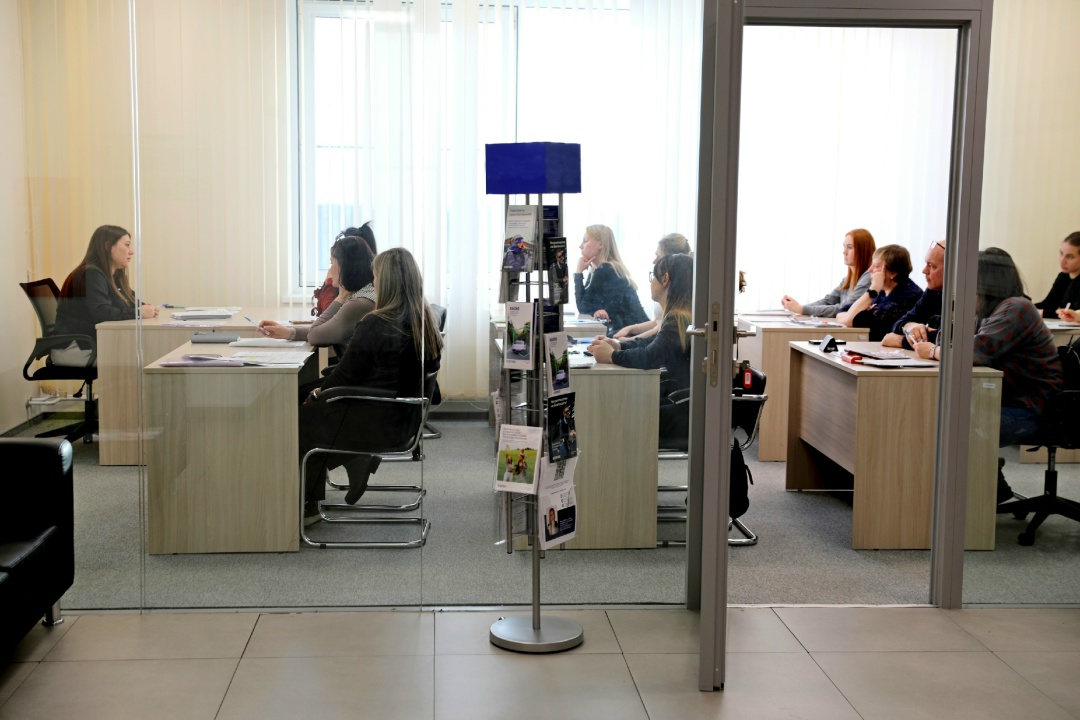 ТРУДОУСТРОЙСТВО Сегодня наш фоторепортаж о том, как прошел первый в 2026 году прием новых сотрудников на работу в ООО «Газпром переработка Благовещенск».