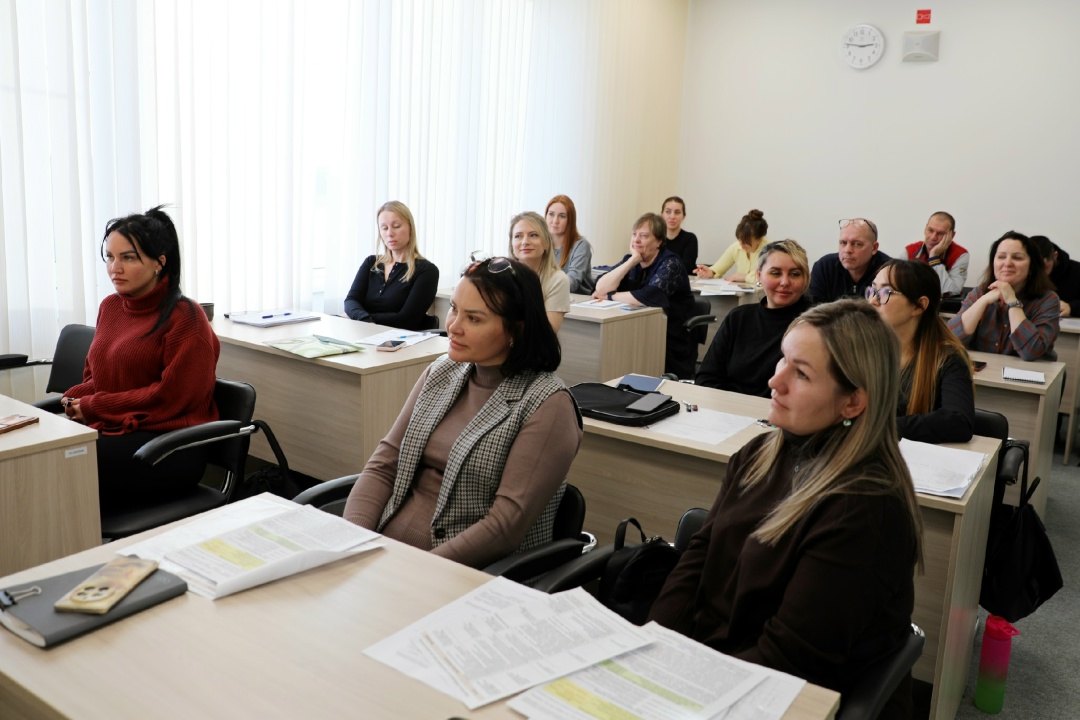 ТРУДОУСТРОЙСТВО Сегодня наш фоторепортаж о том, как прошел первый в 2026 году прием новых сотрудников на работу в ООО «Газпром переработка Благовещенск».