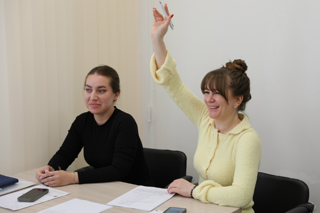 ТРУДОУСТРОЙСТВО Сегодня наш фоторепортаж о том, как прошел первый в 2026 году прием новых сотрудников на работу в ООО «Газпром переработка Благовещенск».