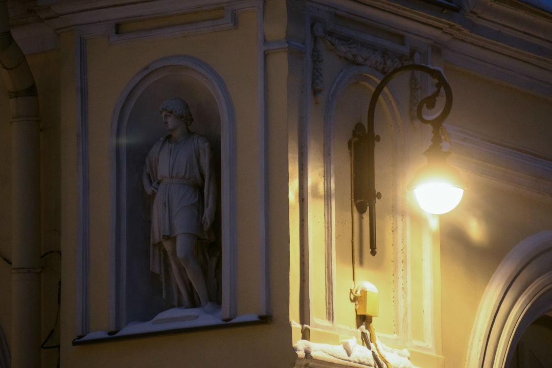 В Санкт-Петербурге завершена модернизация системы наружного освещения на участке набережной реки Фонтанки от улицы Пестеля до набережной Кутузова. На смену…