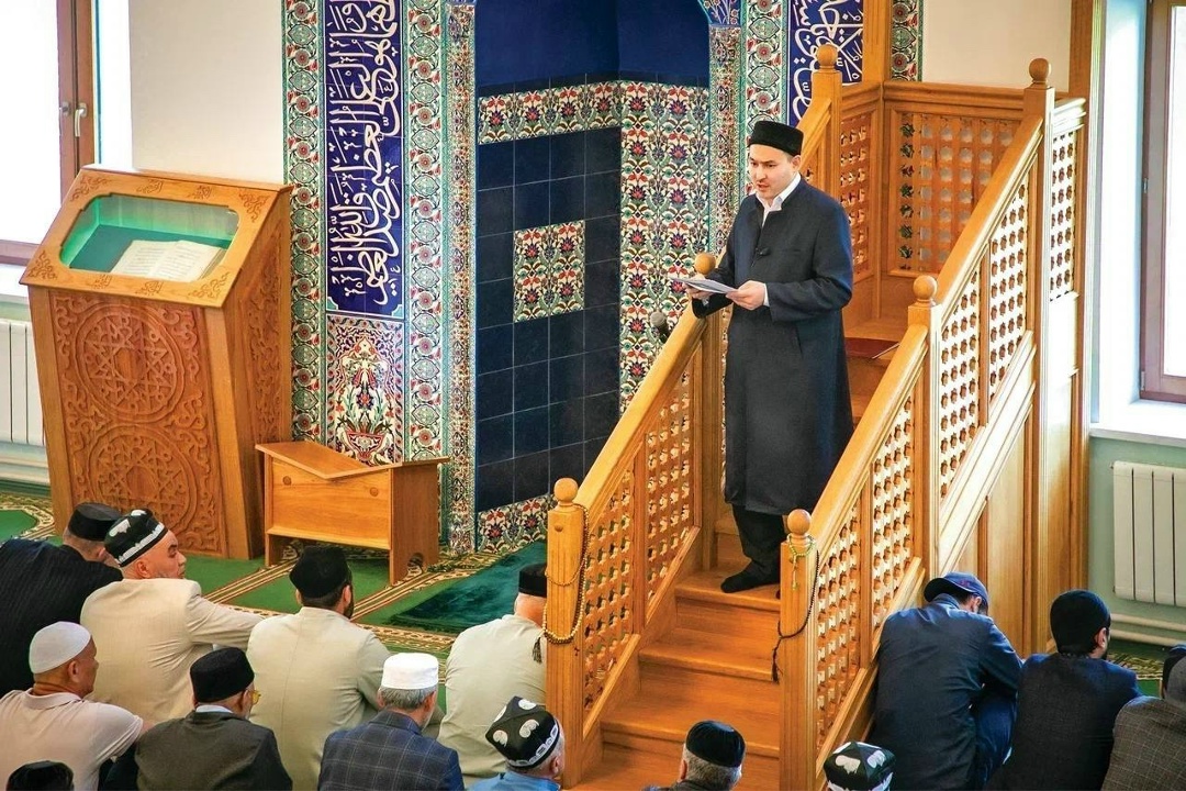 Забота о духовном наследии При поддержке ЛУКОЙЛа завершилась реконструкция купола Соборной мечети Когалыма