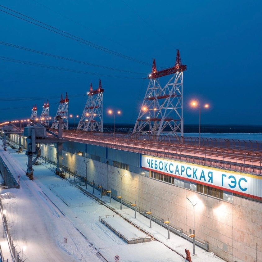 Чебоксарская ГЭС 15 января 1981 года была официально включена в число действующих предприятий Советского Союза Министерством энергетики и электрификации СССР.