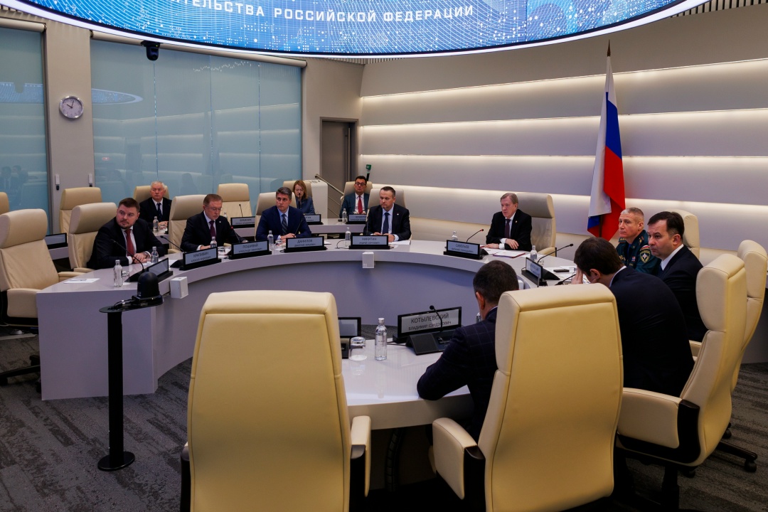 Виталий Савельев провел заседание правкомиссии по ликвидации последствий ЧС в Керченском проливе.